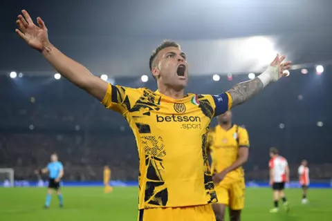 أمام فينورد.. لاوتارو مارتينيز يصبح الهداف التاريخي لإنتر في دوري أبطال أوروبا (فيديو)